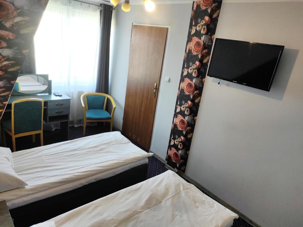 Pod Roza B&B ウストカ エクステリア 写真