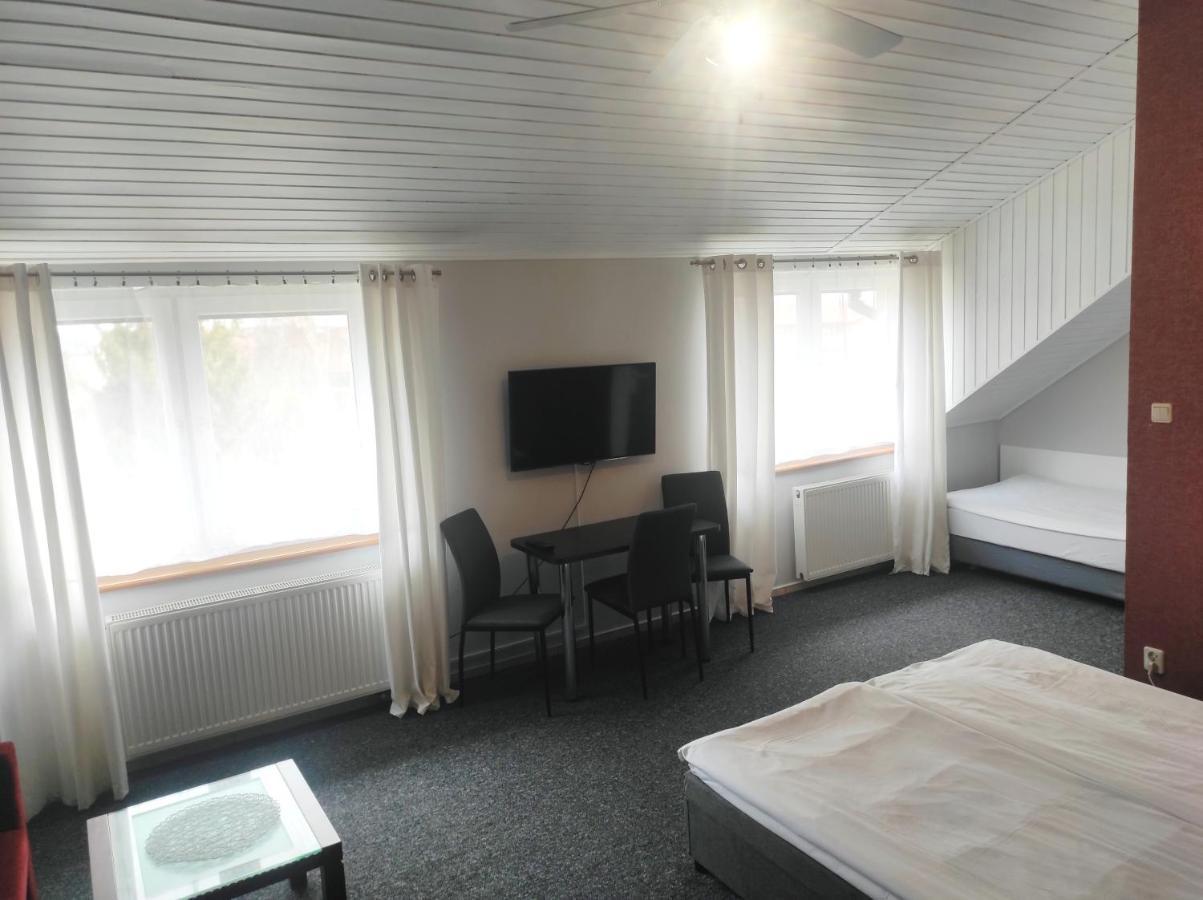Pod Roza B&B ウストカ エクステリア 写真