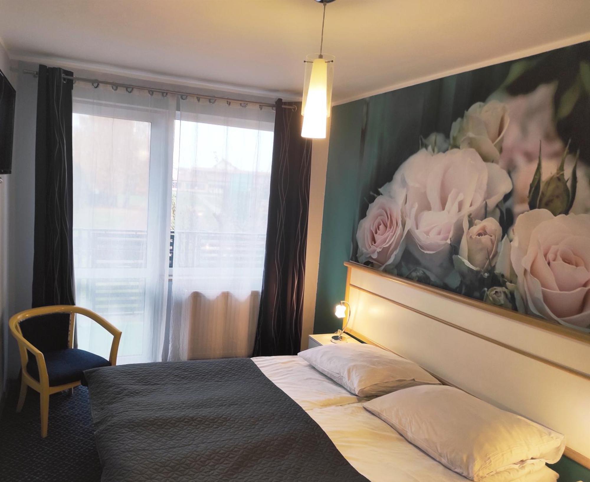 Pod Roza B&B ウストカ エクステリア 写真